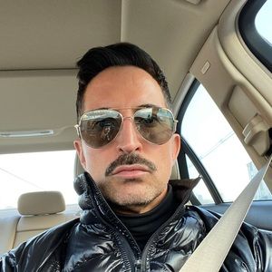 Meet your Posher, Matthew